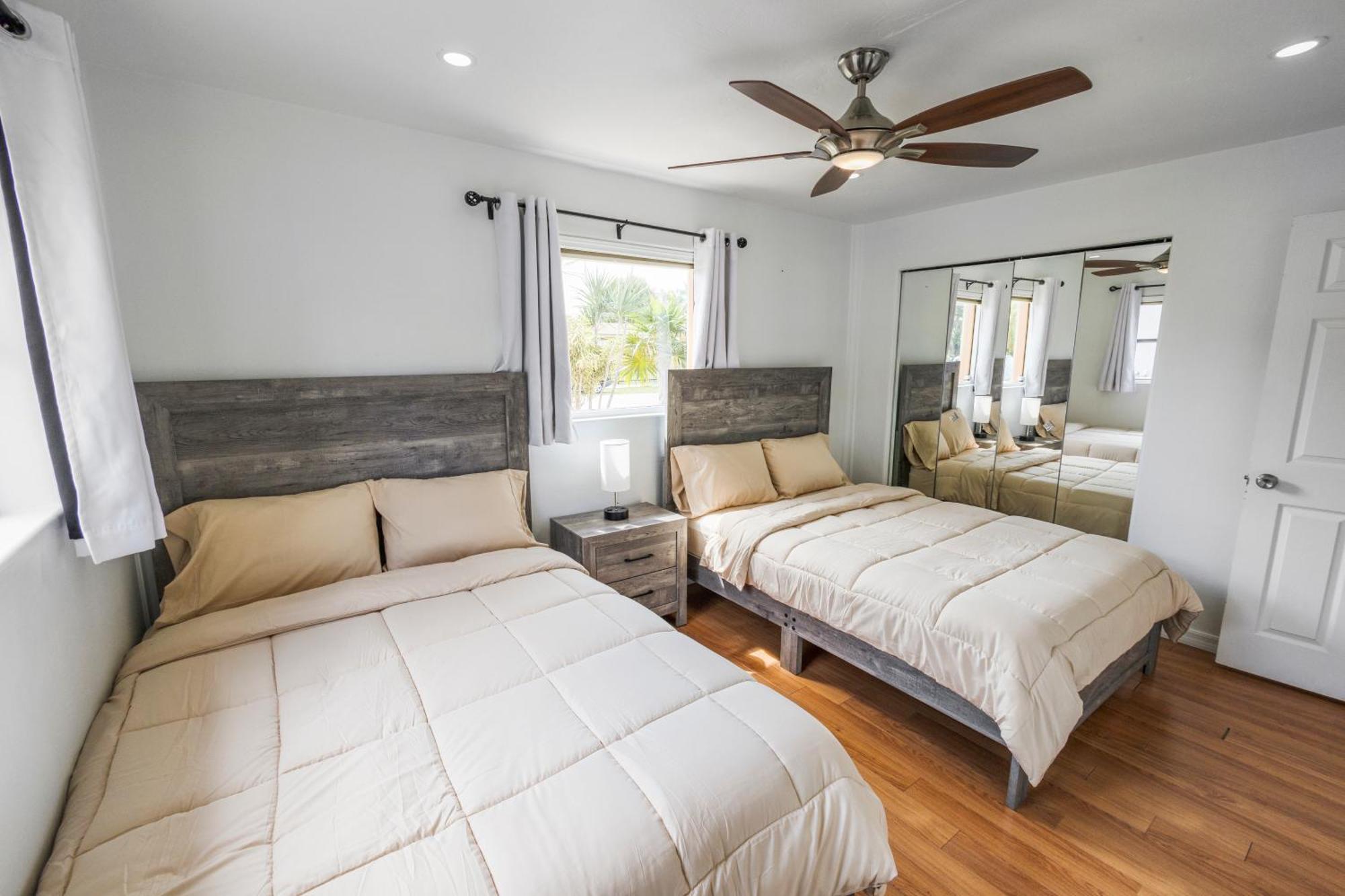Paradise With Private Pool Sleeps 10 Near The Beach Sunrise Exterior foto
